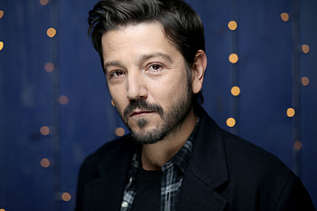 Cassian Andor, Diego Luna, Hidden facts, Intriguing character HD wallpaper