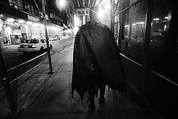 Batman looking for other vilians, buildings, fantasy, cars, other, funny, people HD wallpaper