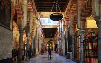 Great Mosque of Cordoba, Vibrant streets, Aketou wanderland HD wallpaper