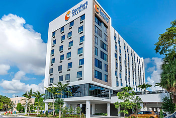 Miami International Airport, Sterne Hotel Comfort Inn & Suites, Convenient stay, Airport accommodation HD wallpaper