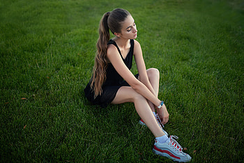 Girl Model Sitting On Grass Long Hair , girls, model, grass HD wallpaper
