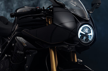Triumph Speed Triple 1200 RR Bond Edition, Triumph Speed Triple 1200 RR Bond Edition, vehicle, triumph speed triple HD wallpaper