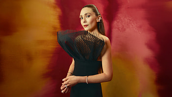 Elizabeth Olsen Academy Museum Gala Portraits 2024, elizabeth-olsen, celebrities, girls, hoot HD wallpaper