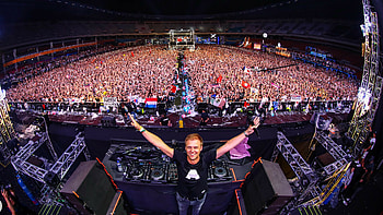 Armin Van Buuren, 2018 , Posted by Sarah Anderson HD wallpaper