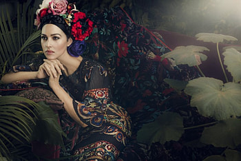 Monica Bellucci, sexy, model, voluptuous, hot, italy, beautiful, curvy, beauty, babe, female HD wallpaper