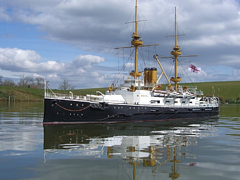 WORLD OF WARSHIPS HMS MARS 1897, completed in 1897, 14500 tons, transport ship, 1915 disarmed the 12 inch guns HD wallpaper