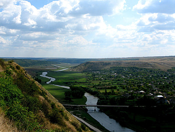 Moldova, Native beauty, Criuleni town HD wallpaper