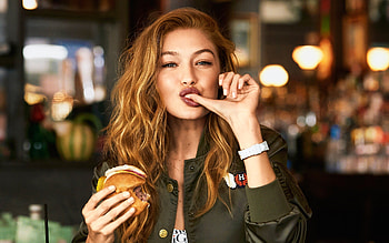 Gigi hadid, supermodel, eating HD wallpaper