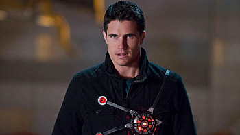 Robbie Amell, Movies actor, The Flash, Season 8 return HD wallpaper