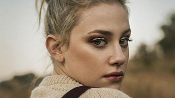 Lili Reinhart Pulses Spikes hoot, lili-reinhart, celebrities, girls, hoot HD wallpaper