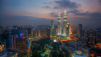 kuala lumpur at night r, night, skyscrapers, city, lights, r HD wallpaper