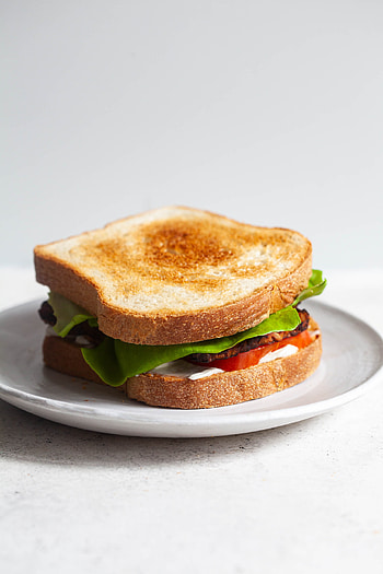Classic vegan white, Sandwich bread, Full helping HD phone wallpaper