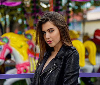 Leather jacket, girl model, pink lips, blonde HD wallpaper