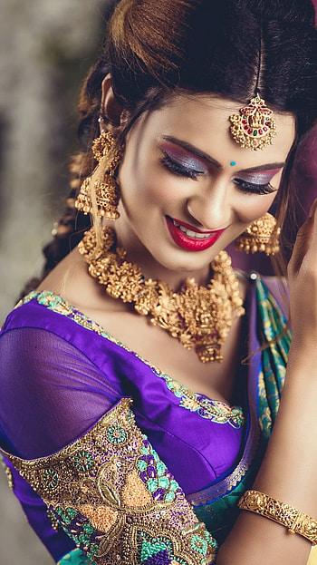 Swati Krishnan, saree beauty HD phone wallpaper