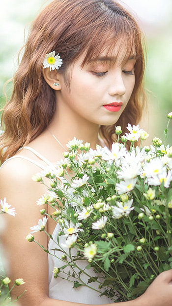 depth of field, summer, mood, white flower, brunette, model, woman, asian HD phone wallpaper