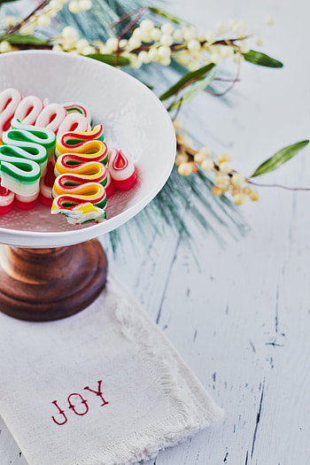 Holidays, New Year, Candies, Multicolored, Motley, Christmas, Sweets HD phone wallpaper