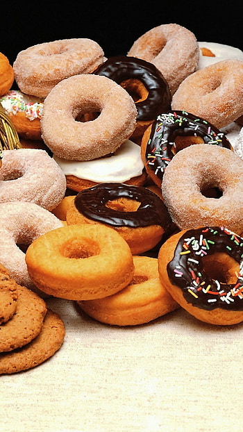 Sweets , Sweet cravings, Sugary bliss, Delicious temptation HD phone wallpaper