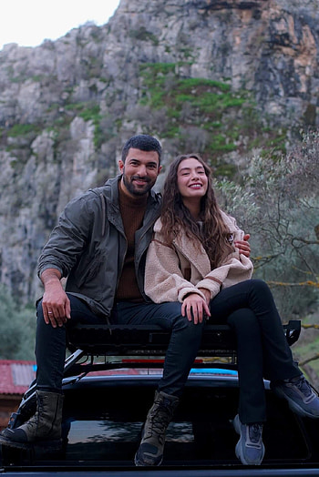 Engin Akyurek, Sefirin Kizi, Neslihan Atagul, Sancar, Best actor HD phone wallpaper