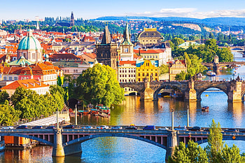 Ultra beauty, Majestic castles, Cobblestone alleys, Prague's colors HD wallpaper