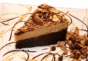 Chocolate and peanut butter cake, peanut butter, delicious, chocolate, cake HD wallpaper