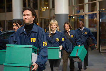 Season One, Leverage Wiki, Character introductions, Engaging storyline HD wallpaper