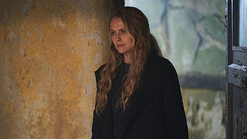 Teresa Palmer A Discovery of Witches HD wallpaper