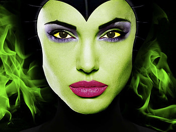 Angelina Jolie ~ Maleficent, angelina jolie, evil, maleficent, queen HD wallpaper