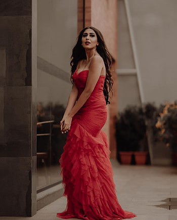 Ruma Sharma, head, dress HD phone wallpaper