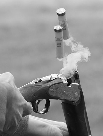 Guns HD phone wallpaper