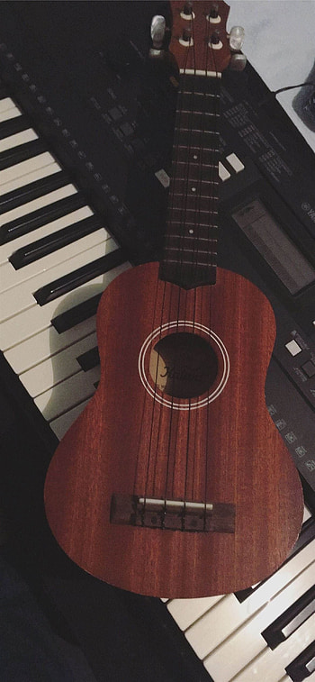Ukulele HD phone wallpaper
