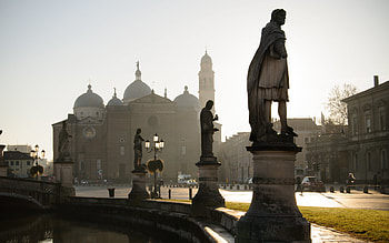 Abbey of Santa Giustina, Morning sunrise, Prato della Valle landmark, Serene Veneto HD wallpaper