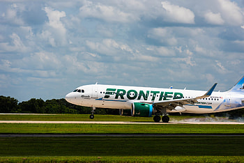 Frontier Airlines, Resume Tyler service HD wallpaper