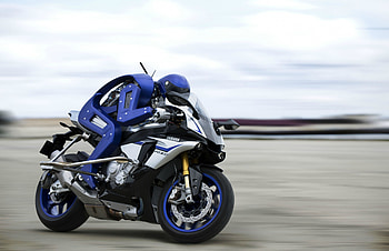 Yamaha Motobot 2 Yamaha YZF R1 2018, yamaha, bikes, yamaha-r1, 2018-bikes HD wallpaper