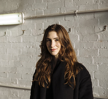 Katherine Rundell, author, celebrity, red head HD wallpaper