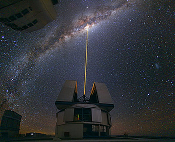 Study of the Milky Way, study, clouds, towe, sky, milky way, stars, laser HD wallpaper
