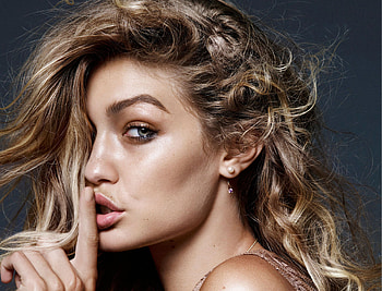 Gigi Hadid Vogue Netherlands 2018, gigi-hadid, celebrities, girls, model HD wallpaper