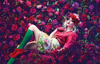 Beauty, model, girl, woman, pink, flower, green, red, alannah hill, garden of roses, wreath HD wallpaper