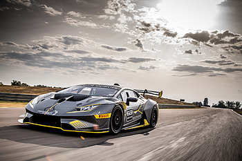 Lamborghini Huracan Super Trofeo EVO 2018 Front, lamborghini, lamborghini-huracan, cars, 2018-cars HD wallpaper