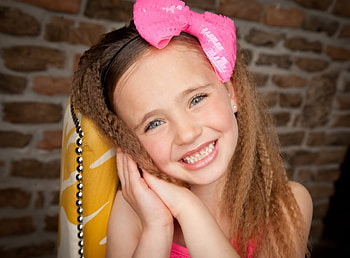 little girl, childhood, blonde, fair, nice, adorable, Seat, bonny, sweet, Belle, white, smile, eyes, girl, comely, sightly, pretty, face, lovely, pure, child, blue, graphy, cute, baby, set, Nexus, beauty, kid, beautiful, people, little, pink, red, dainty HD wallpaper