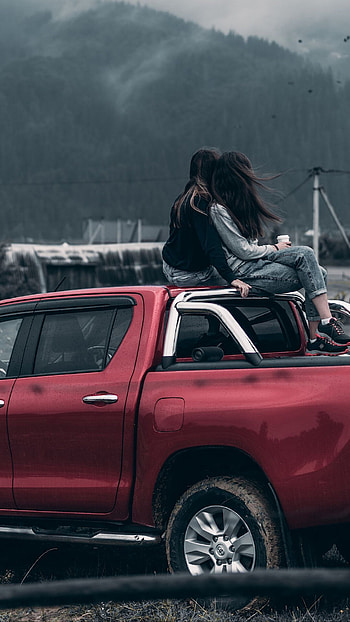 Girls and trucks, Truck , Powerful machines, Industrial beauty HD phone wallpaper
