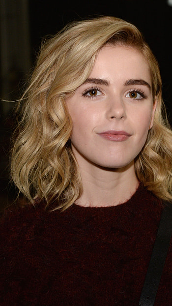 Kiernan Shipka, hollywood actress, model HD phone wallpaper