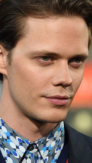 Actor, Bill Skarsgard, Movie star, Celebrity HD phone wallpaper