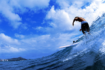 Sports, Sea, Clouds, Spray, Guy, Wave, Surfing HD wallpaper