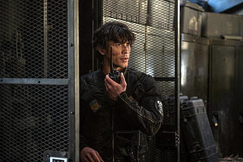 Bob Morley, Versatile actor, Emotional performances, The 100 HD wallpaper