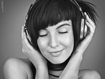 FEEL THE MUSIC, music, graphy, portrait, face, bw, woman, head, beauty HD wallpaper