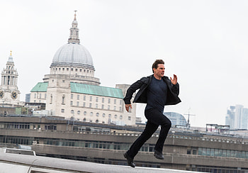Tom Cruise Running Mission Impossible Fallout, mission-impossible-fallout, mission-impossible-6, movies, 2018-movies, tom-cruise HD wallpaper
