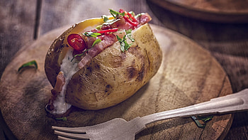 Potato foods quiz, Identifying potato dishes, Culinary knowledge, Gastronomic challenge HD wallpaper