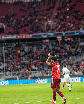 Gnabry Bayern HD phone wallpaper