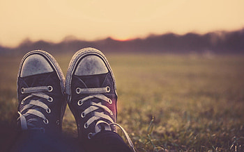 Grass, Miscellanea, Miscellaneous, Legs, Sneakers, Shoes, Footwear, Dirty HD wallpaper