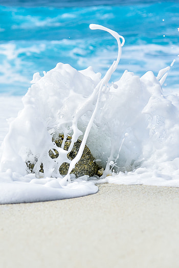 Foam, sea waves, close up, Maldives HD phone wallpaper